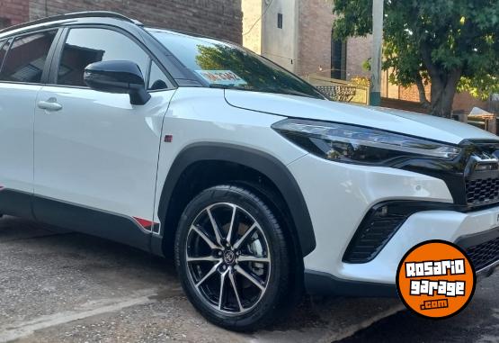 Autos - Toyota Corolla cross gr sport 2025 Nafta 15000Km - En Venta