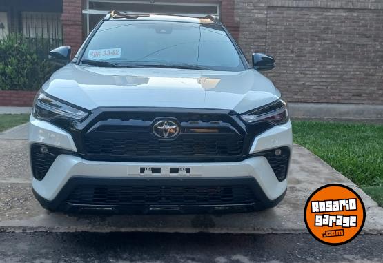 Autos - Toyota Corolla cross gr sport 2025 Nafta 15000Km - En Venta