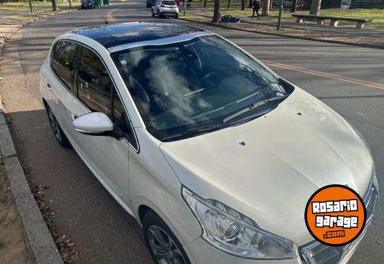 Autos - Peugeot 208 2016 Nafta 72000Km - En Venta