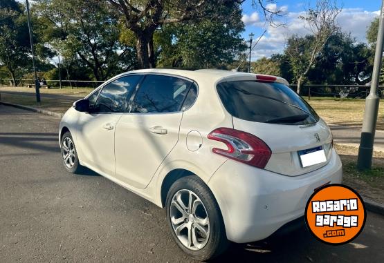 Autos - Peugeot 208 2016 Nafta 72000Km - En Venta