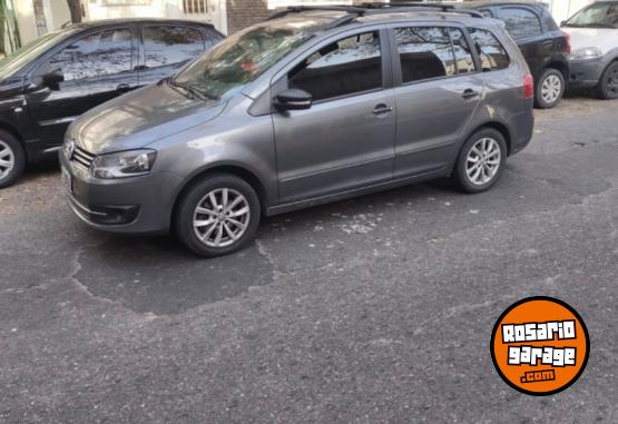 Autos - Volkswagen Suran 2013 GNC 147000Km - En Venta