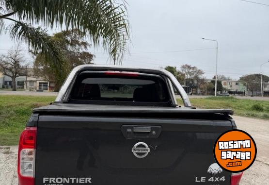 Camionetas - Nissan Frontier 2.3 Dc 4X4 Le 2021 Diesel 170000Km - En Venta