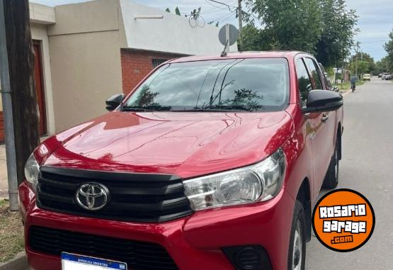 Camionetas - Toyota Hilux 2019 Diesel 260000Km - En Venta