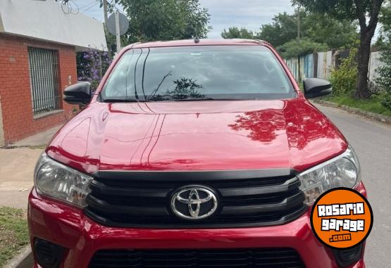 Camionetas - Toyota Hilux 2019 Diesel 260000Km - En Venta