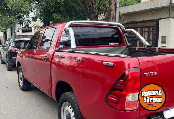 Camionetas - Toyota Hilux 2019 Diesel 260000Km - En Venta