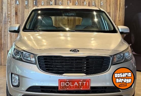 Autos - Kia Carnival 2.2 Ex Crdi Prem 2017 Diesel 124000Km - En Venta