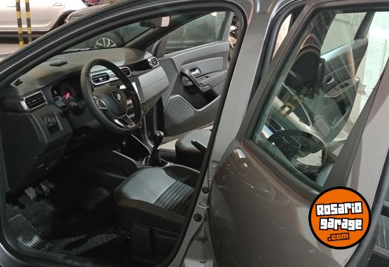 Autos - Renault DUSTER ICONIC 1,3 4X4M/T 2026 Nafta 2Km - En Venta