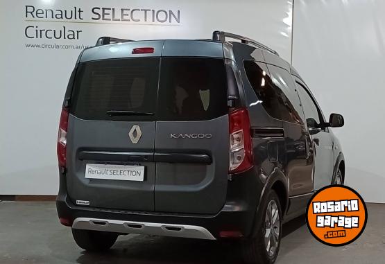 Autos - Renault KANGOO II STEPWAY DCI 2023 Diesel 82421Km - En Venta