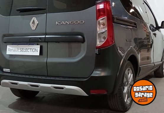 Autos - Renault KANGOO II STEPWAY DCI 2023 Diesel 82421Km - En Venta