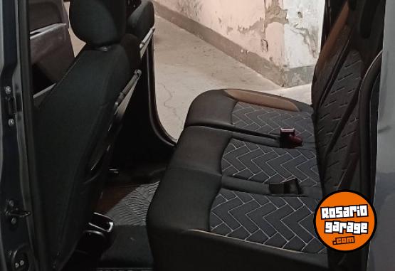Autos - Renault KANGOO II STEPWAY DCI 2023 Diesel 82421Km - En Venta
