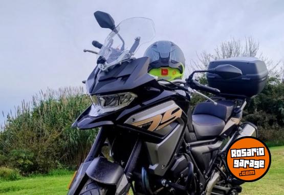 Motos - Voge 650 2024 Nafta 5400Km - En Venta