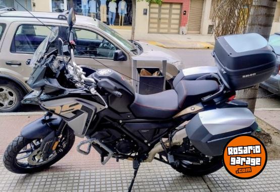 Motos - Voge 650 2024 Nafta 5400Km - En Venta