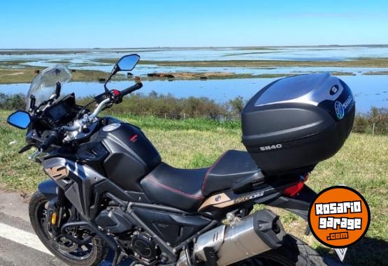 Motos - Voge 650 2024 Nafta 5400Km - En Venta
