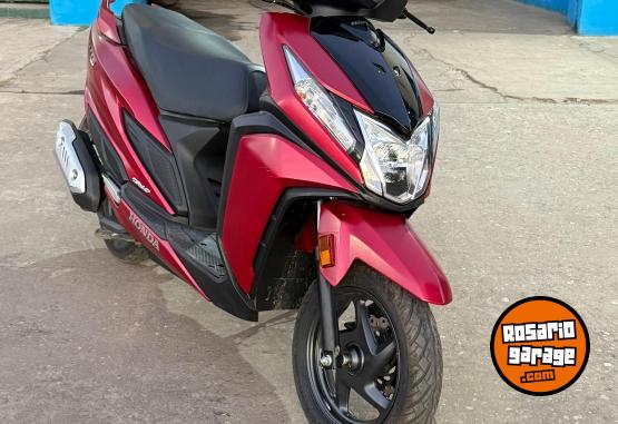Motos - Honda Elite 2026 Nafta 1700Km - En Venta