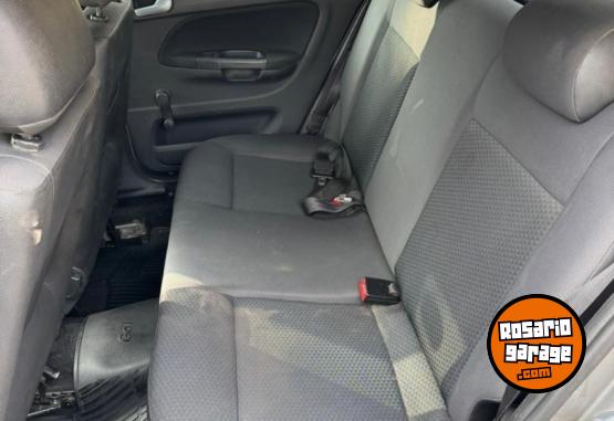 Autos - Volkswagen Gol Trend 2018 GNC 143000Km - En Venta