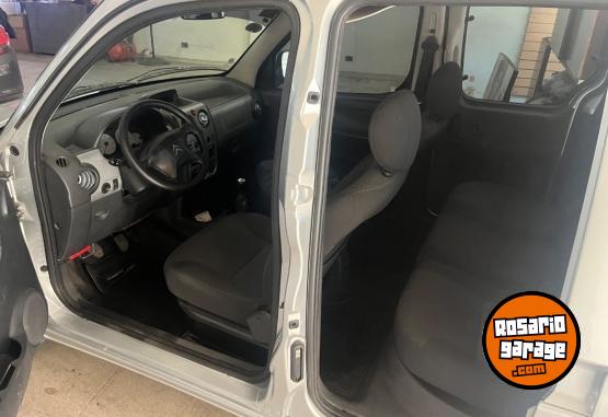 Utilitarios - Citroen Berlingo 2013 GNC 142000Km - En Venta