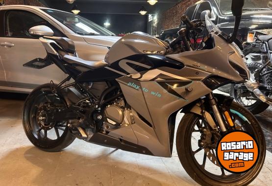 Motos - CF 300 se 2024 Nafta 12000Km - En Venta