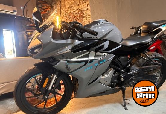 Motos - CF 300 se 2024 Nafta 12000Km - En Venta