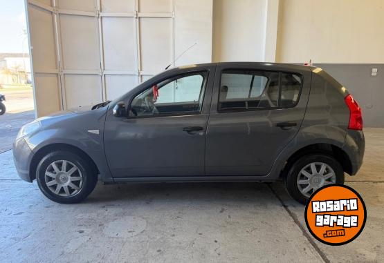 Autos - Renault Sandero 1.6 8v pack 2010 Nafta 247000Km - En Venta