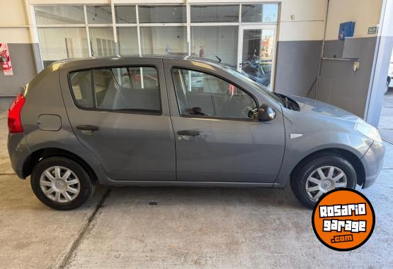 Autos - Renault Sandero 1.6 8v pack 2010 Nafta 247000Km - En Venta