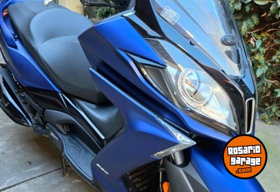 Motos - Kymco DOWNTOWN 350I 2023 Nafta 7400Km - En Venta