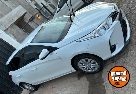 Autos - Toyota YARIS XS 2023 Nafta 45000Km - En Venta