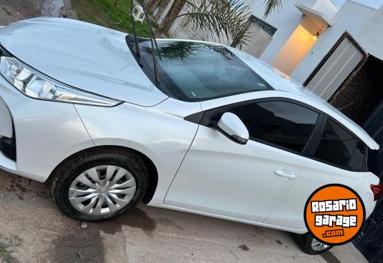 Autos - Toyota YARIS XS 2023 Nafta 45000Km - En Venta