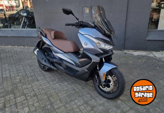 Motos - Voge SR4 MAX 2026 Nafta 1255Km - En Venta