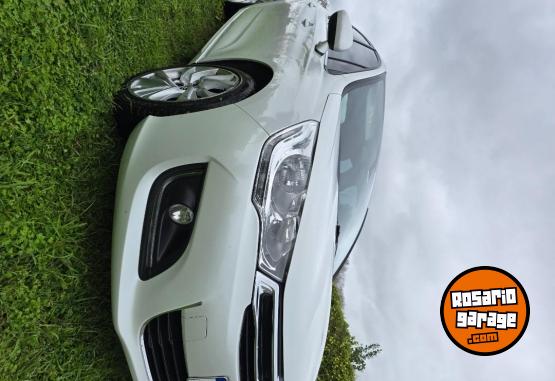 Autos - Citroen C4 lounge hdi fell pack 2016 Diesel 170000Km - En Venta
