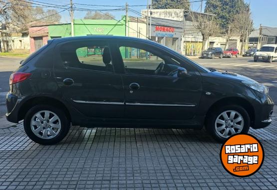 Autos - Peugeot 207 ALLURE 1.4 2013 Nafta 110000Km - En Venta