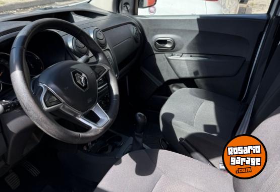 Utilitarios - Renault Kangoo express confort 2020 Diesel 171000Km - En Venta