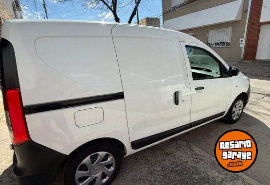 Utilitarios - Renault Kangoo express confort 2020 Diesel 171000Km - En Venta