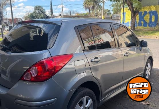 Autos - Nissan Tiida 2014 GNC 154000Km - En Venta