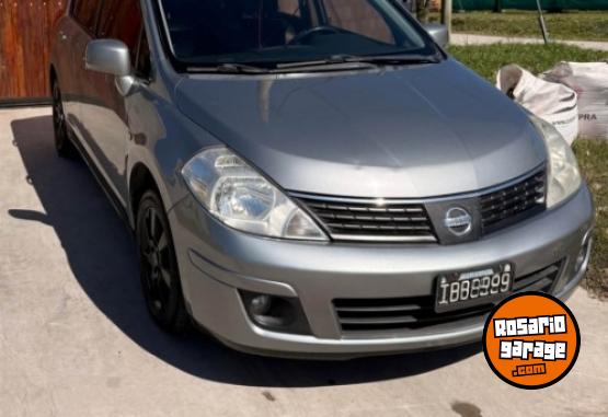 Autos - Nissan Tiida 2009 GNC 130000Km - En Venta