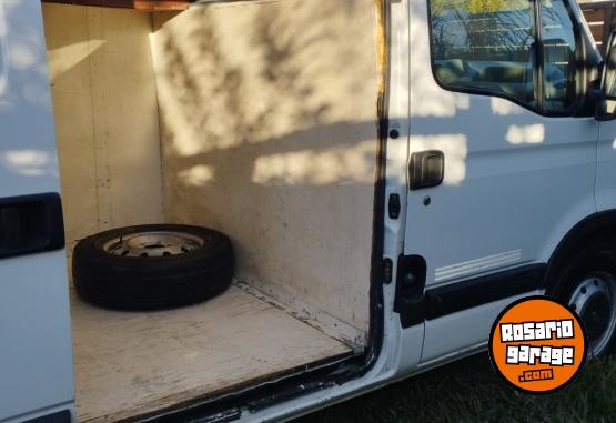 Utilitarios - Renault Master 2009 Diesel 349256Km - En Venta