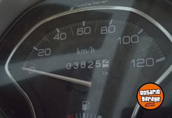 Motos - Yamaha Fascino 2024 Nafta 3800Km - En Venta