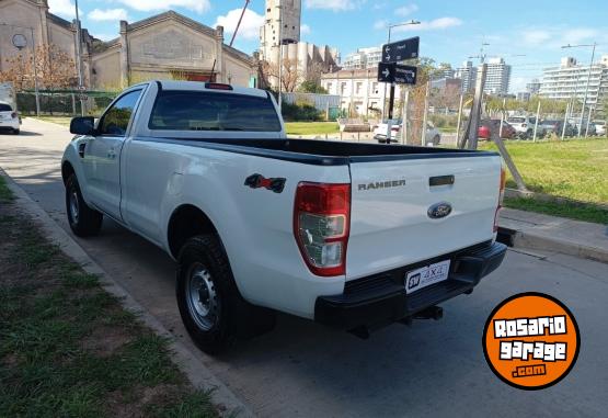 Camionetas - Ford RANGER CAB SIMPLE 4X4 2022 Diesel 35000Km - En Venta