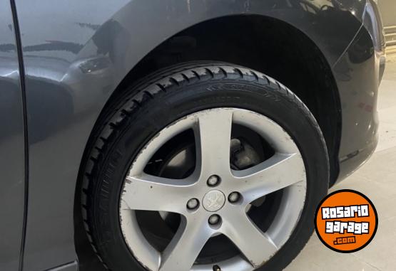 Autos - Peugeot 408 allure +nav 2013 GNC 121000Km - En Venta