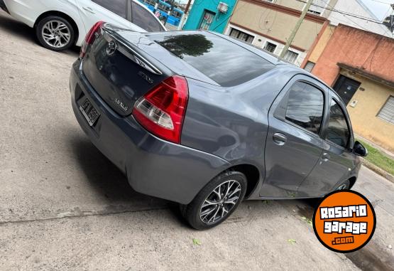 Autos - Toyota ETIOS 1.5 XLS 2014 Nafta - En Venta