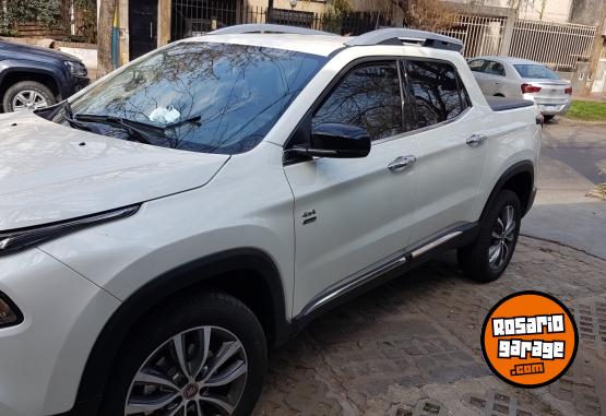 Camionetas - Fiat Fiat toro 2020 volcano 2020 Diesel 80000Km - En Venta