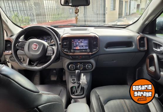 Camionetas - Fiat Fiat toro 2020 volcano 2020 Diesel 80000Km - En Venta