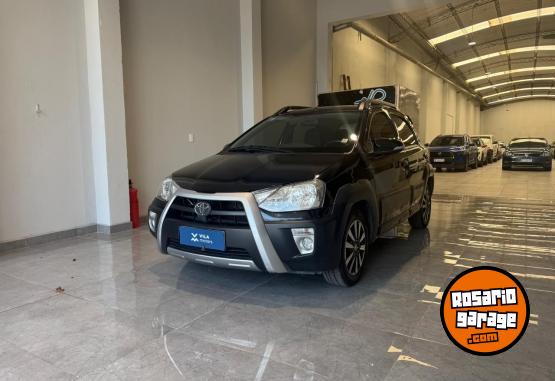 Autos - Toyota etios 2016 Nafta - En Venta
