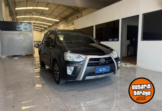 Autos - Toyota etios 2016 Nafta - En Venta