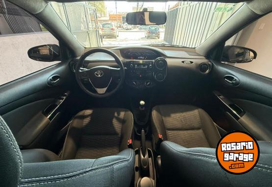 Autos - Toyota etios 2016 Nafta - En Venta