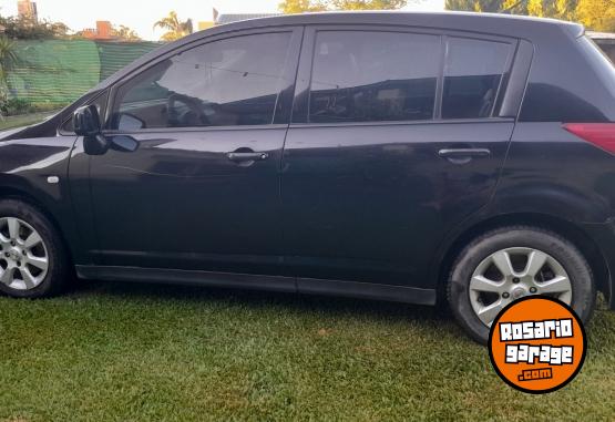 Autos - Nissan Tiida tekna 2010 Nafta 200000Km - En Venta