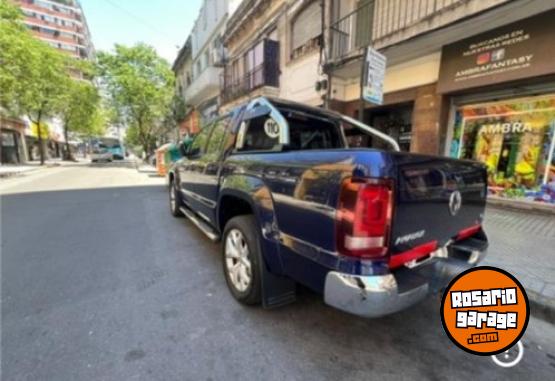 Camionetas - Volkswagen Amarok v6 highline 2021 Diesel 150000Km - En Venta