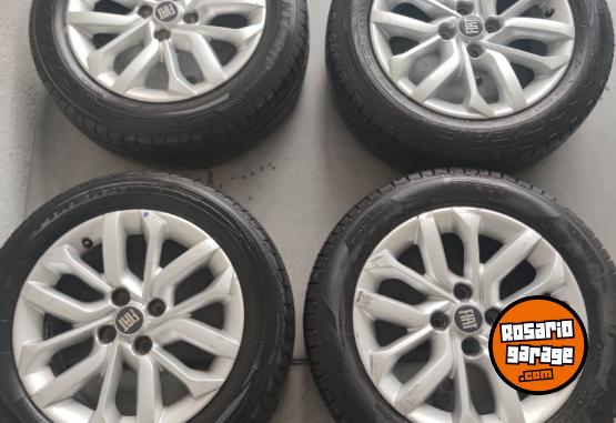 Accesorios para Autos - Llantas 15 Fiat Cronos muy buenas $500.000 las 4. NO BAJO PRECIO - En Venta