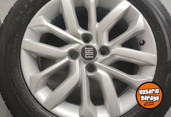 Accesorios para Autos - Llantas 15 Fiat Cronos muy buenas $500.000 las 4. NO BAJO PRECIO - En Venta
