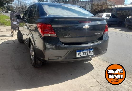 Autos - Renault Prisma ltz 2017 Nafta 145000Km - En Venta