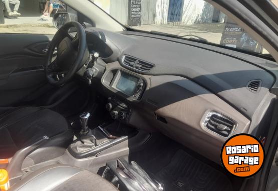Autos - Renault Prisma ltz 2017 Nafta 145000Km - En Venta